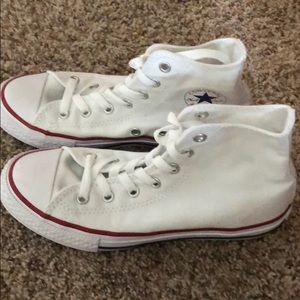 White converse size 3